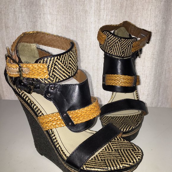 Ethnic Mossimo Wedge heels - Picture 1 of 3